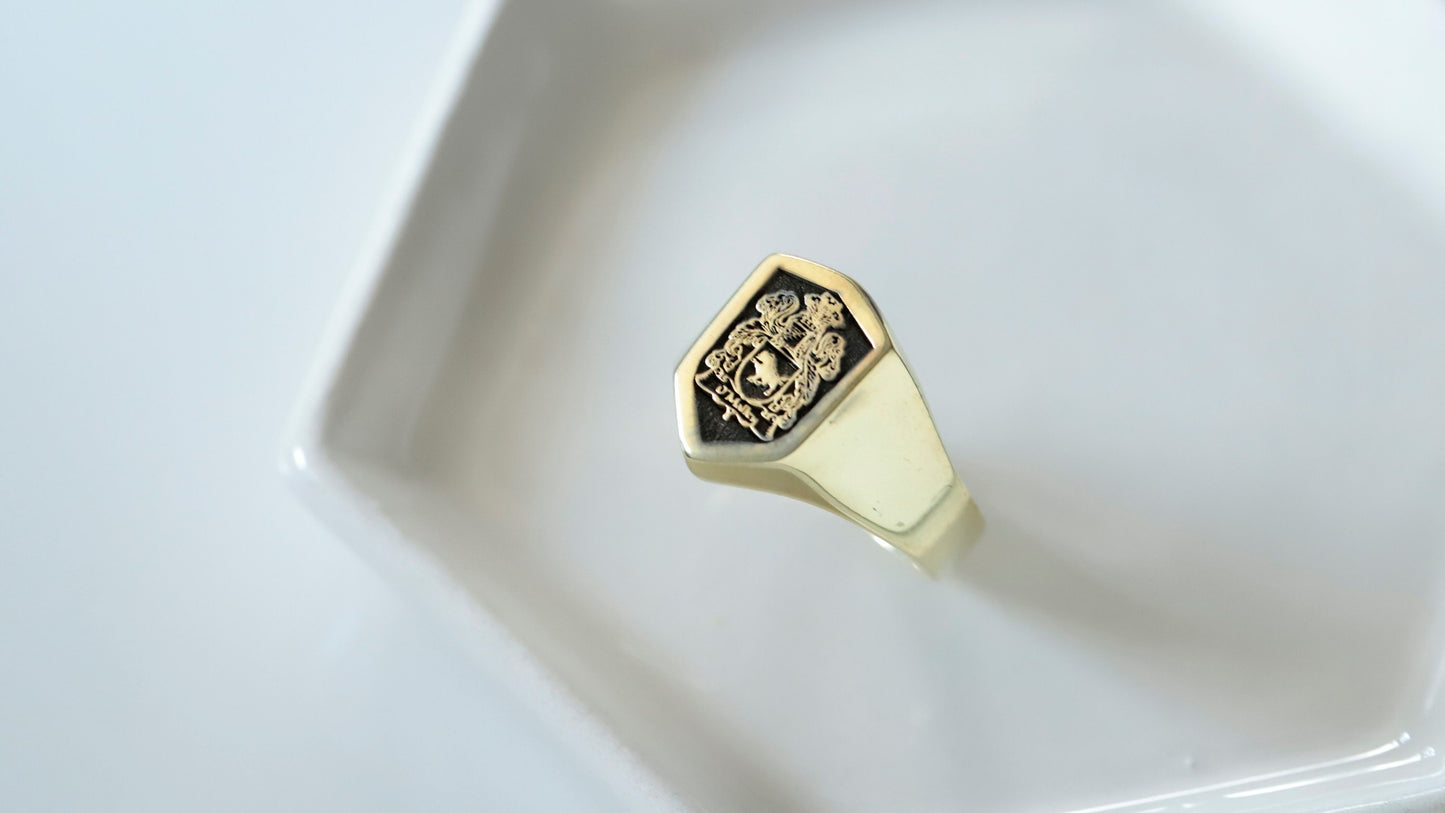 Personalized Unique Family Crest Ring