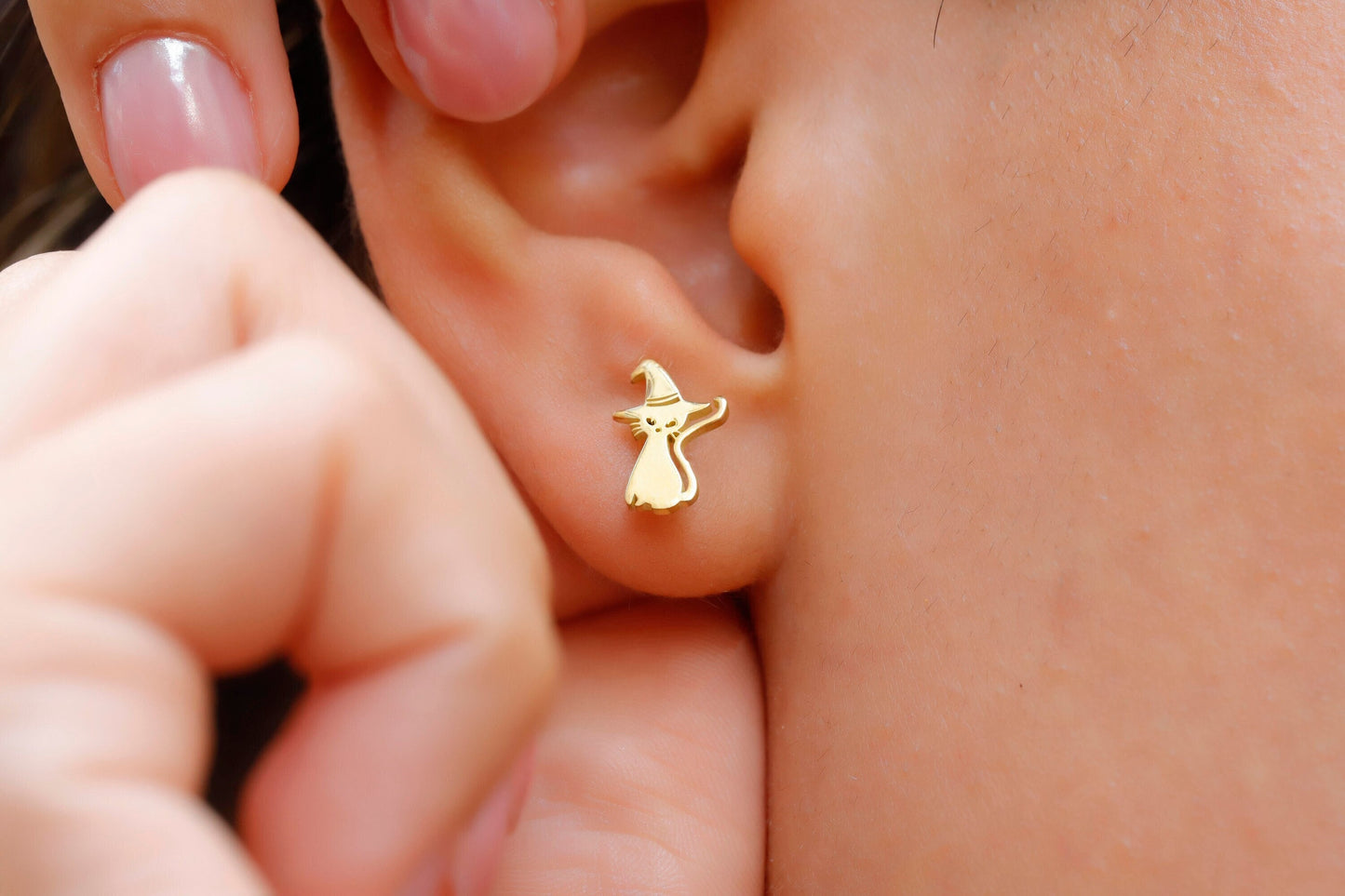 Witchy Vibes: Enchanting Cat Earrings for Spooky Style
