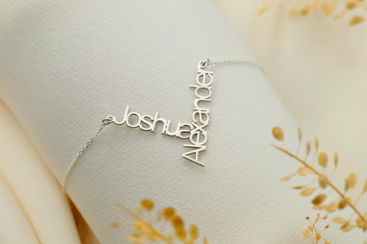 Unique Two Name Interlock Necklace - Celebrate Connection with Personalized Elegance