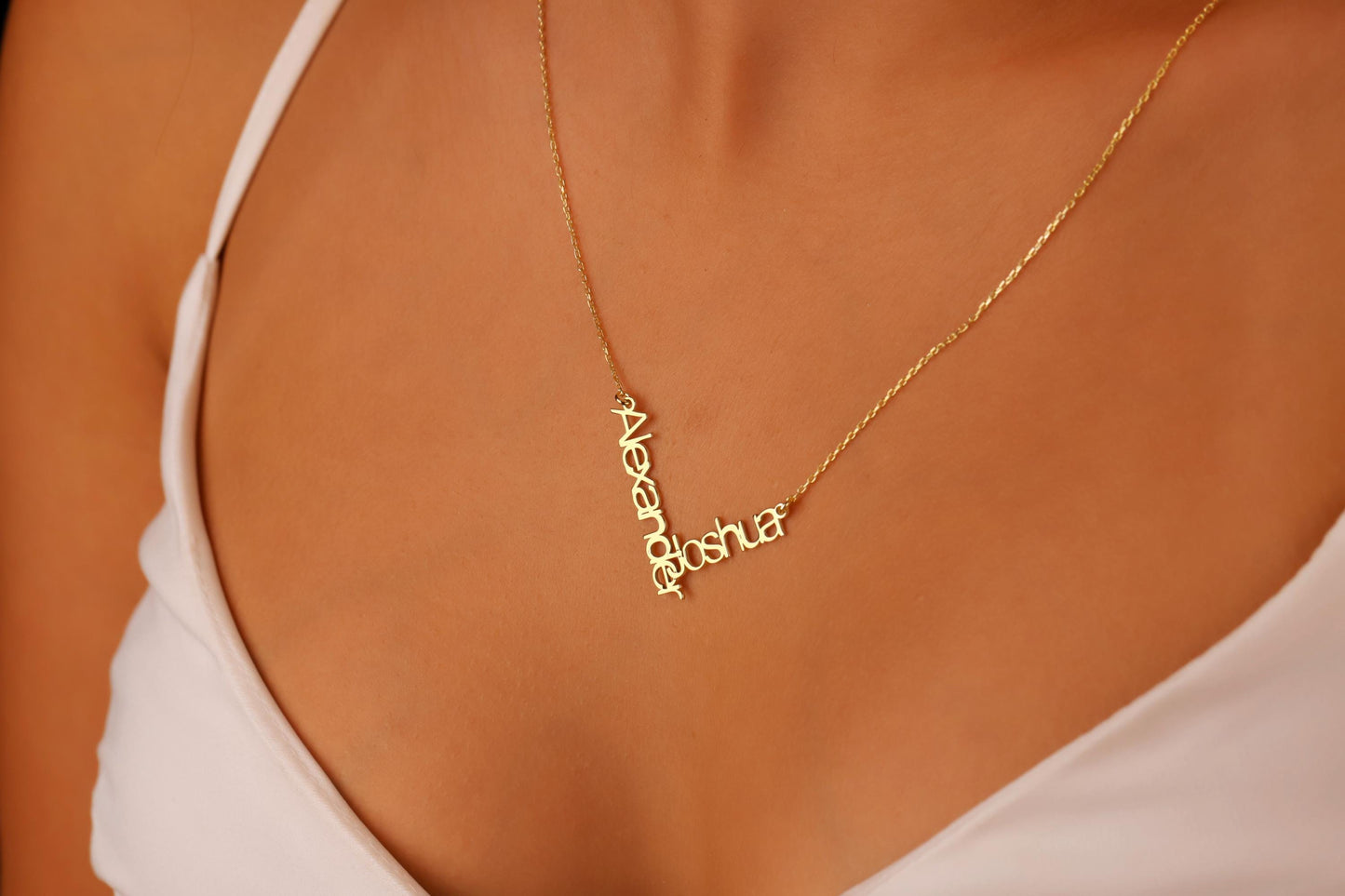 Unique Two Name Interlock Necklace - Celebrate Connection with Personalized Elegance