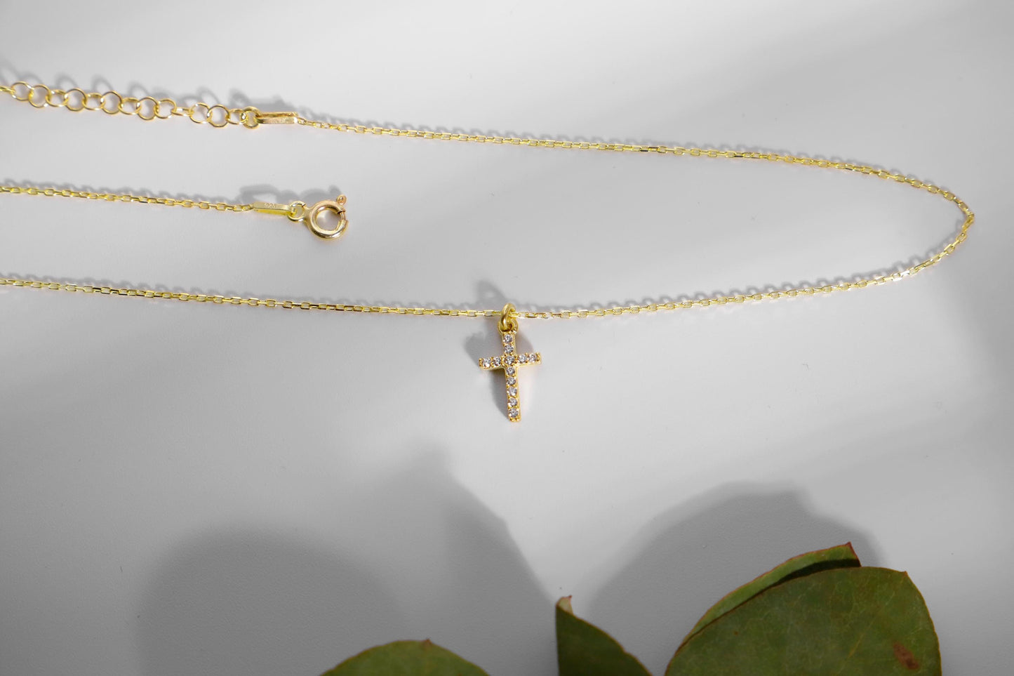 Shimmering Cross Necklace | Dainty Design for Everyday Inspiration
