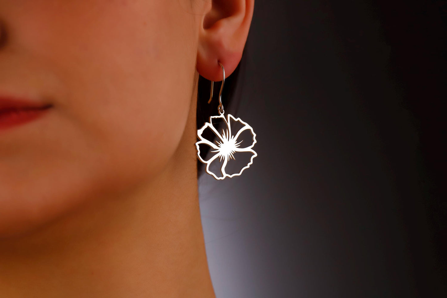 Blossom & Bloom Birth Flower Earrings - Celebrate Your Unique Story with Dazzling Floral Designs
