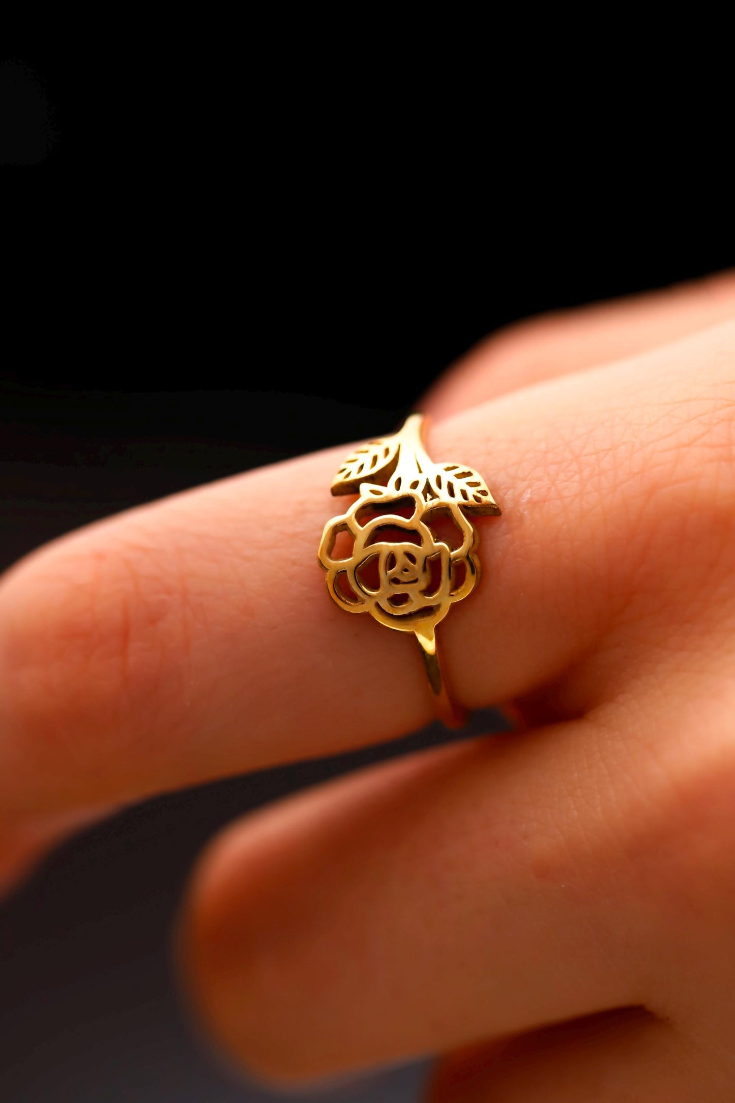 Sterling Silver Birth Flower Ring: Personalized Family Jewelry