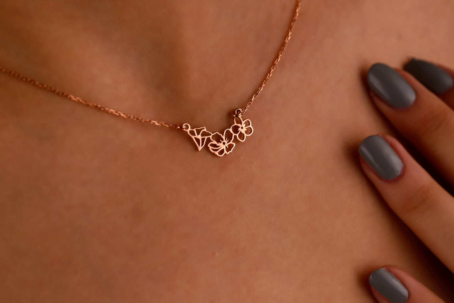 Combined Birth Month Flower Necklace • Gold Flower Necklace • Family Necklace • Special Interlocking Jewelry Gifts in Silver