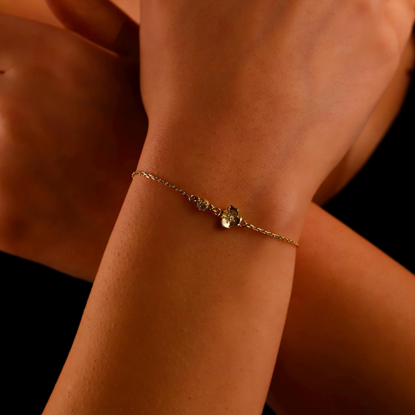 Floral Essence Birth Month Flower & Birthstone Bracelets - Celebrate Your Unique Journey