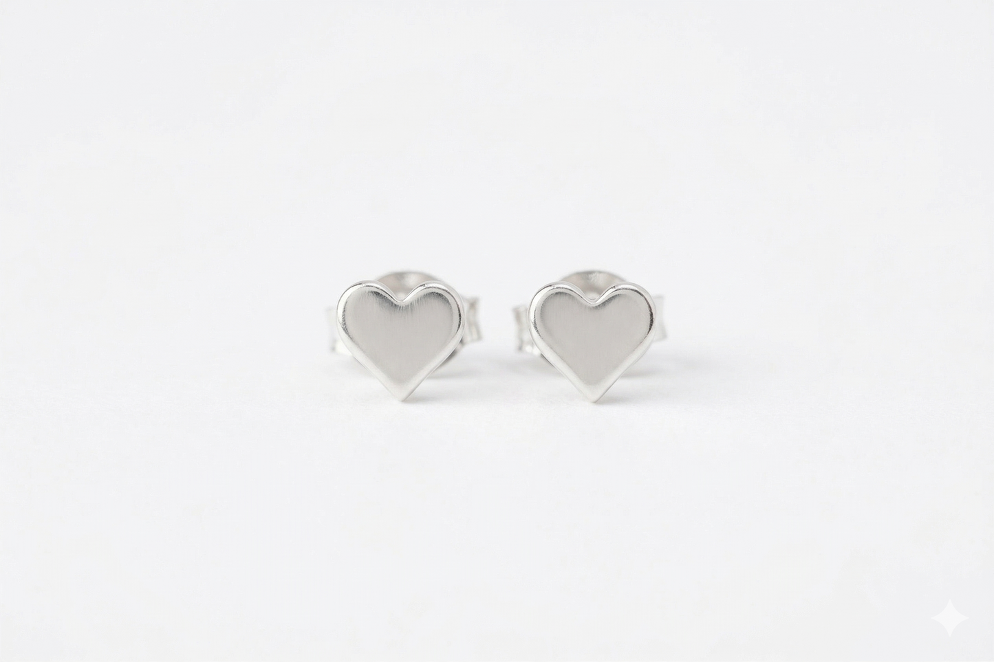 Heartfelt Gold-Filled Heart Stud Earrings in 925 Sterling Silver - Silvergoldandrose