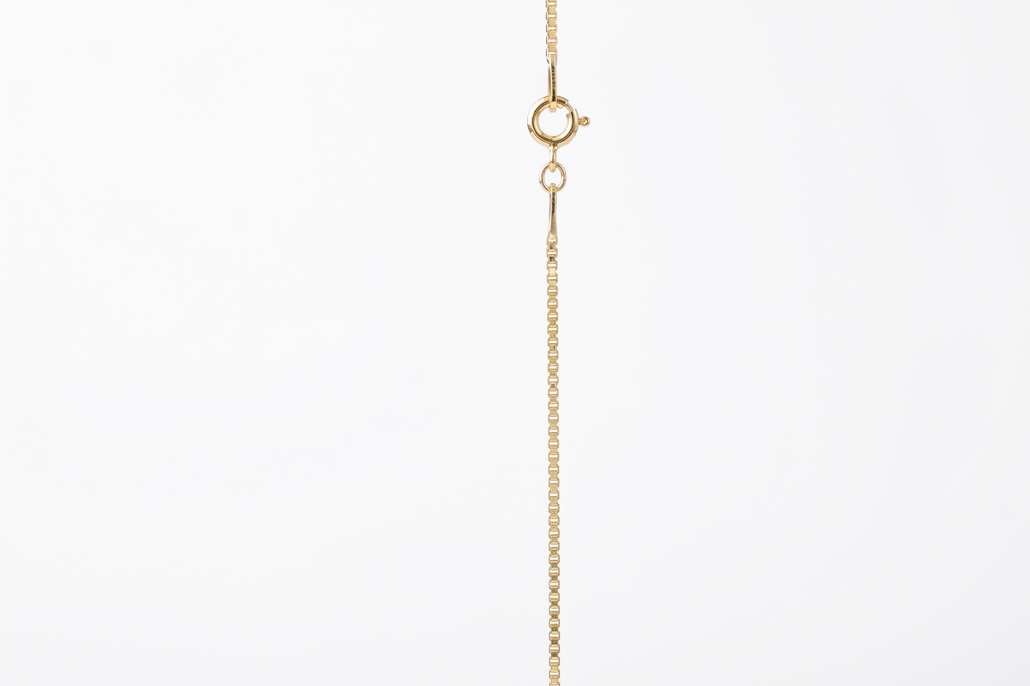 Shimmering 1mm Box Chain Necklace - Dazzling Elegance for Every Occasion