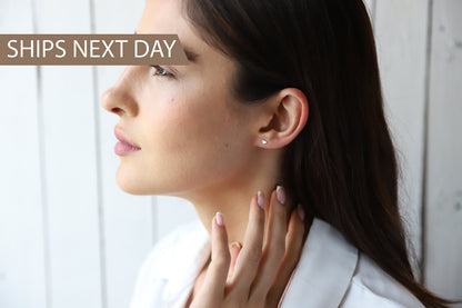 Heartfelt Gold-Filled Heart Stud Earrings in 925 Sterling Silver - Silvergoldandrose