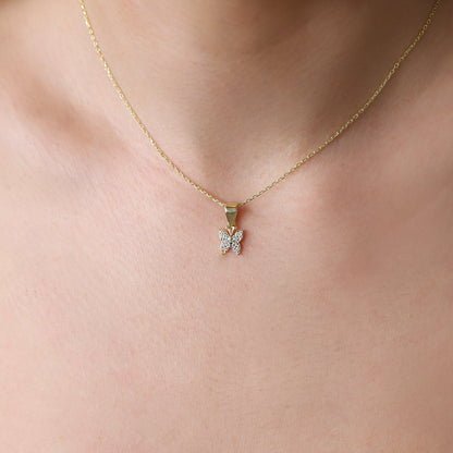 Glimmering Butterfly Necklace - Dazzling Charm with Elegant Design