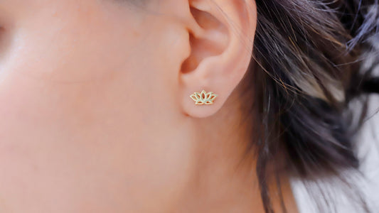 Lotus Bloom Stud Earrings - Illuminate Your Style with Elegant Floral Design