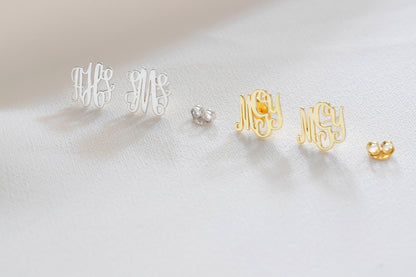 Personalized Elegance Monogram Earrings - Custom Initial Design for a Unique Touch