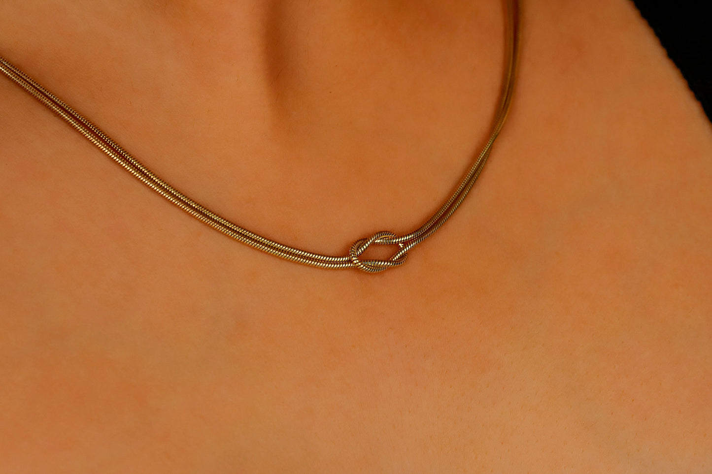 Love Knot Necklace - Elegant Snake Chain Design for Timeless Style
