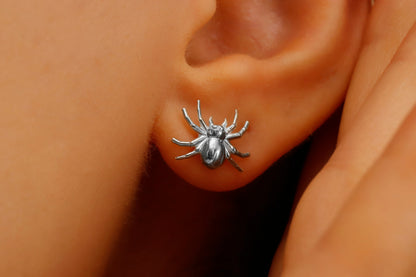 3D Spider Stud Earrings in Silver, Oxidized Silver, Gold, Rose Gold | Gothic Spider Jewelry | Insect Earrings - silvergoldandrose