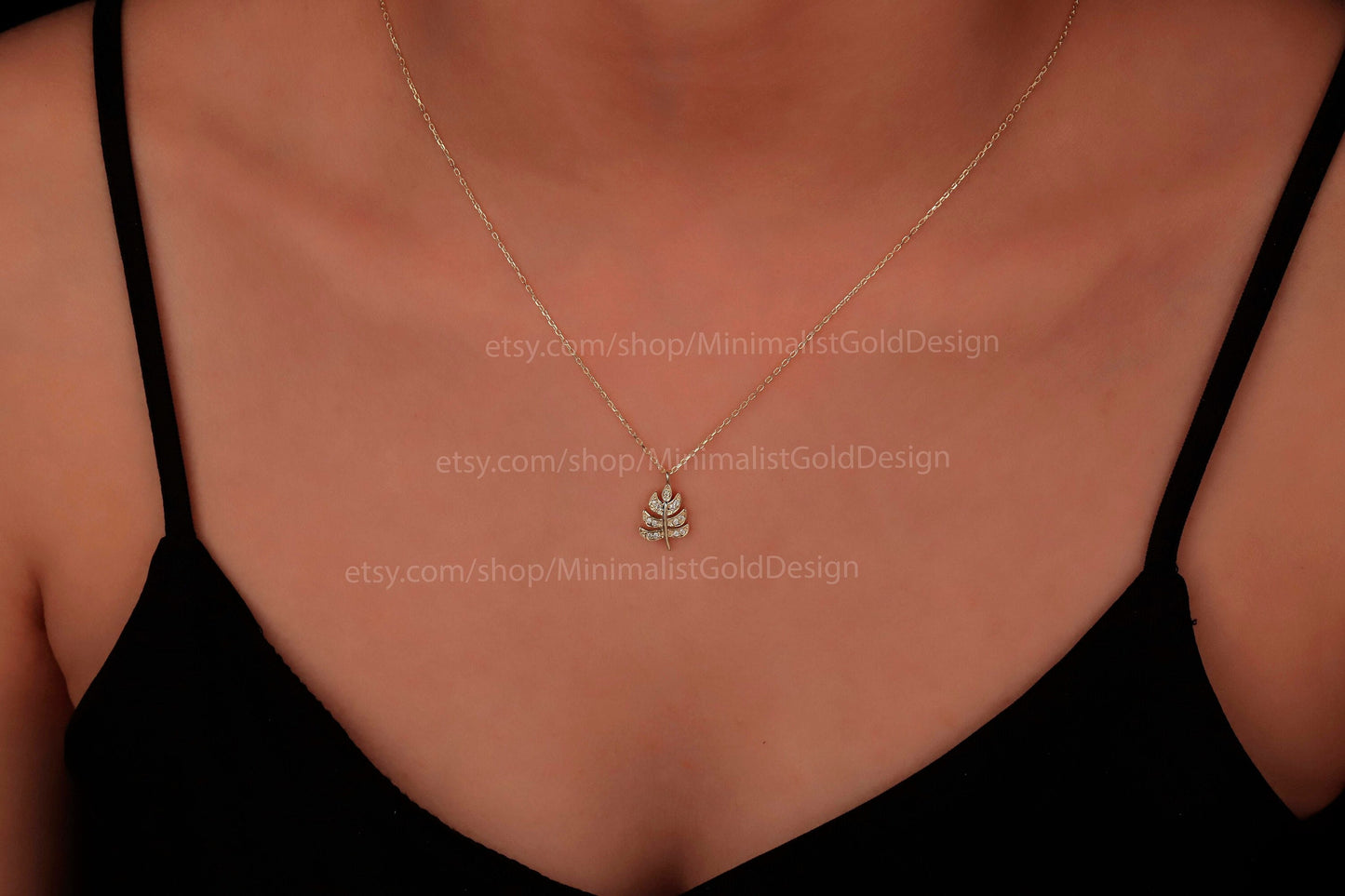 Radiant Jewel Diamond Leaf Pendant Necklace – Exquisite Monstera Leaf Design, Perfect Tropical Charm for Every Occasion