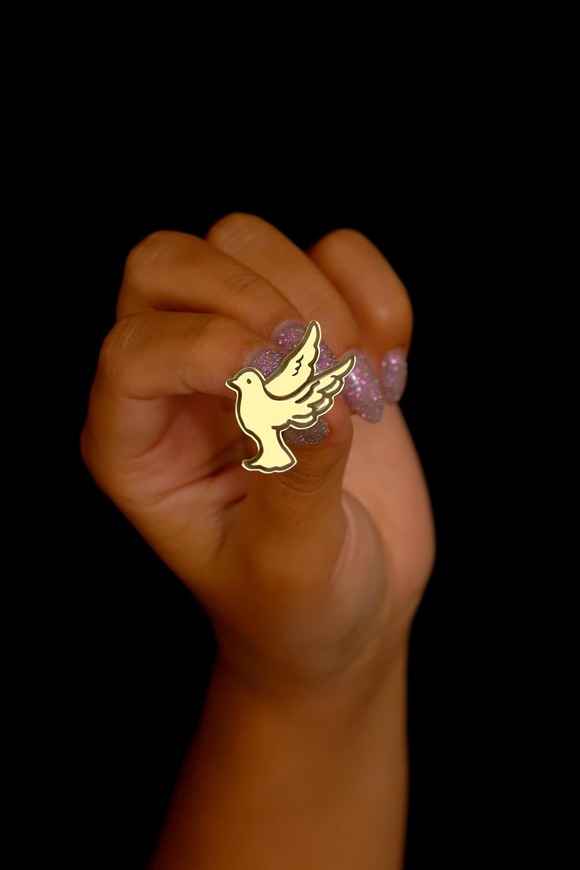 Pigeon Brooch • Bird Lapel Pin • Bird Lovers Jewelry • Peace Dove Lapel Pin • Postman Gift • - silvergoldandrose