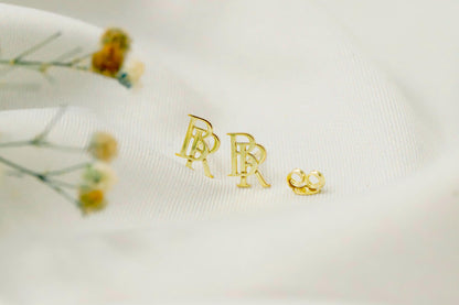 Silver and Co. Intertwined Initial Stud Earrings - Personalized Monogram Jewelry for a Unique Touch