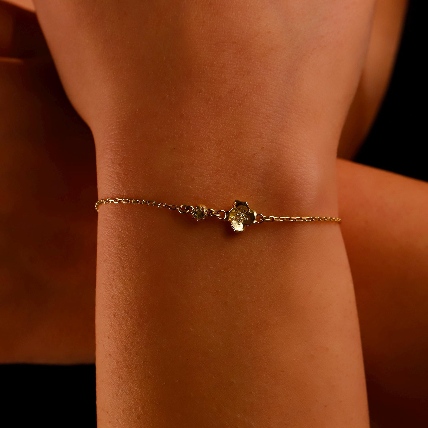 Floral Essence Birth Month Flower & Birthstone Bracelets - Celebrate Your Unique Journey
