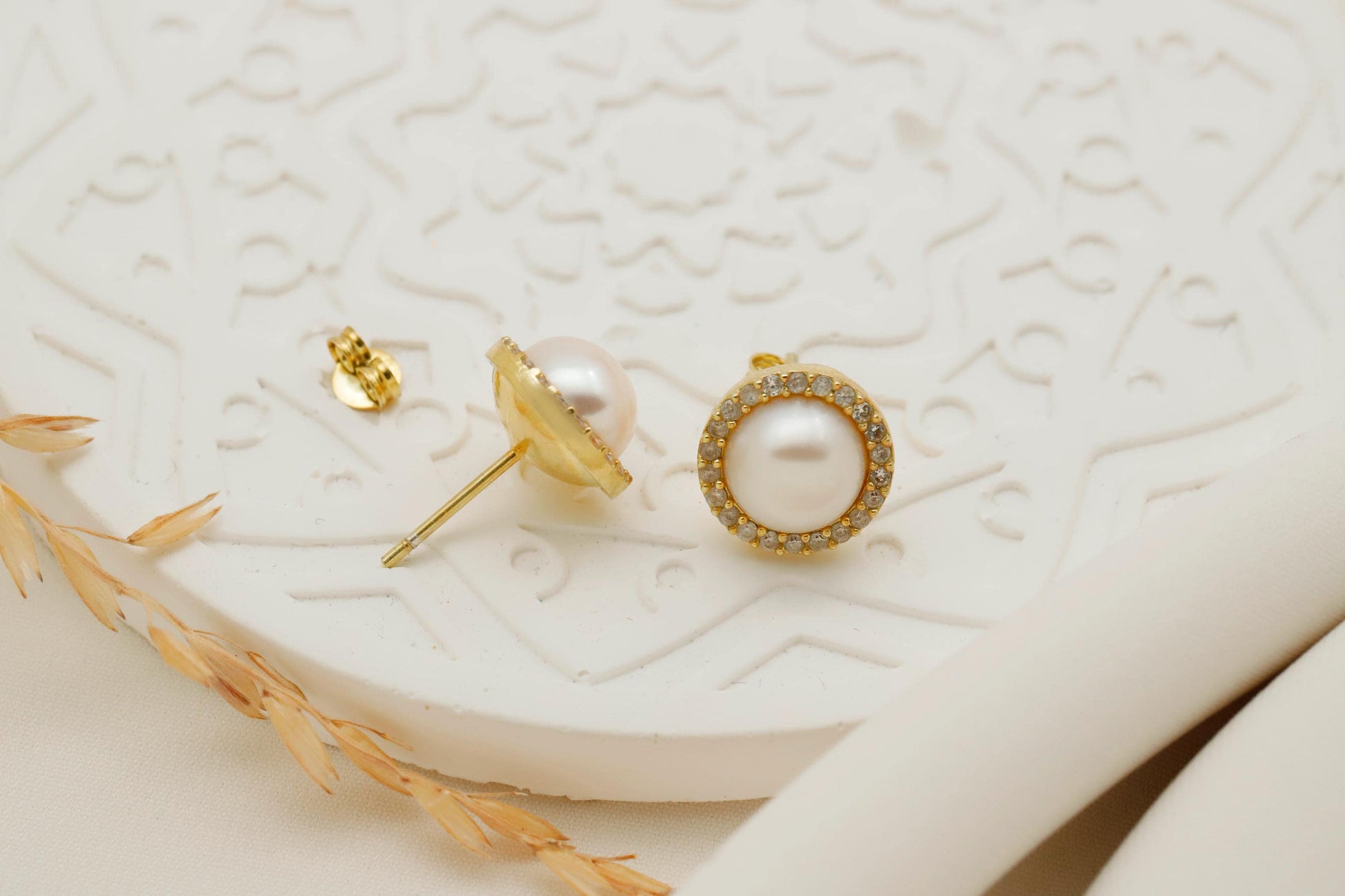 Pave Earrings Studs, Pearl Earrings Silver, Pave Diamond Earrings, Cubic Zirconia Earrings Wedding White Pearl Earrings, Bridesmaid Earrings - silvergoldandrose