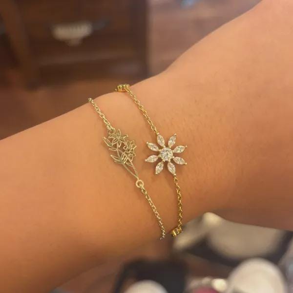 Bloom and Glow 14K Gold Filled Birth Flower Bracelet - Personalized Floral Jewelry for a Meaningful Connection
