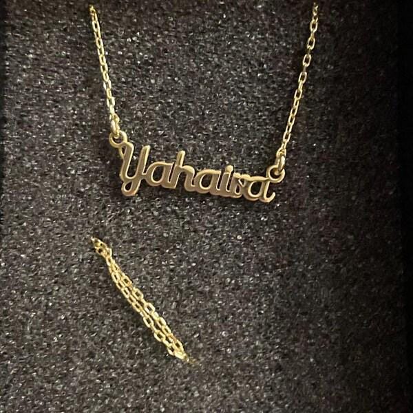 Personalized Sterling Silver Name Necklace | Signature Font Elegance