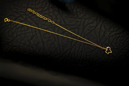 Gold Maple Leaf Necklace, Dainty Autumn Leaf Pendant, Nature Inspired Gift for Her