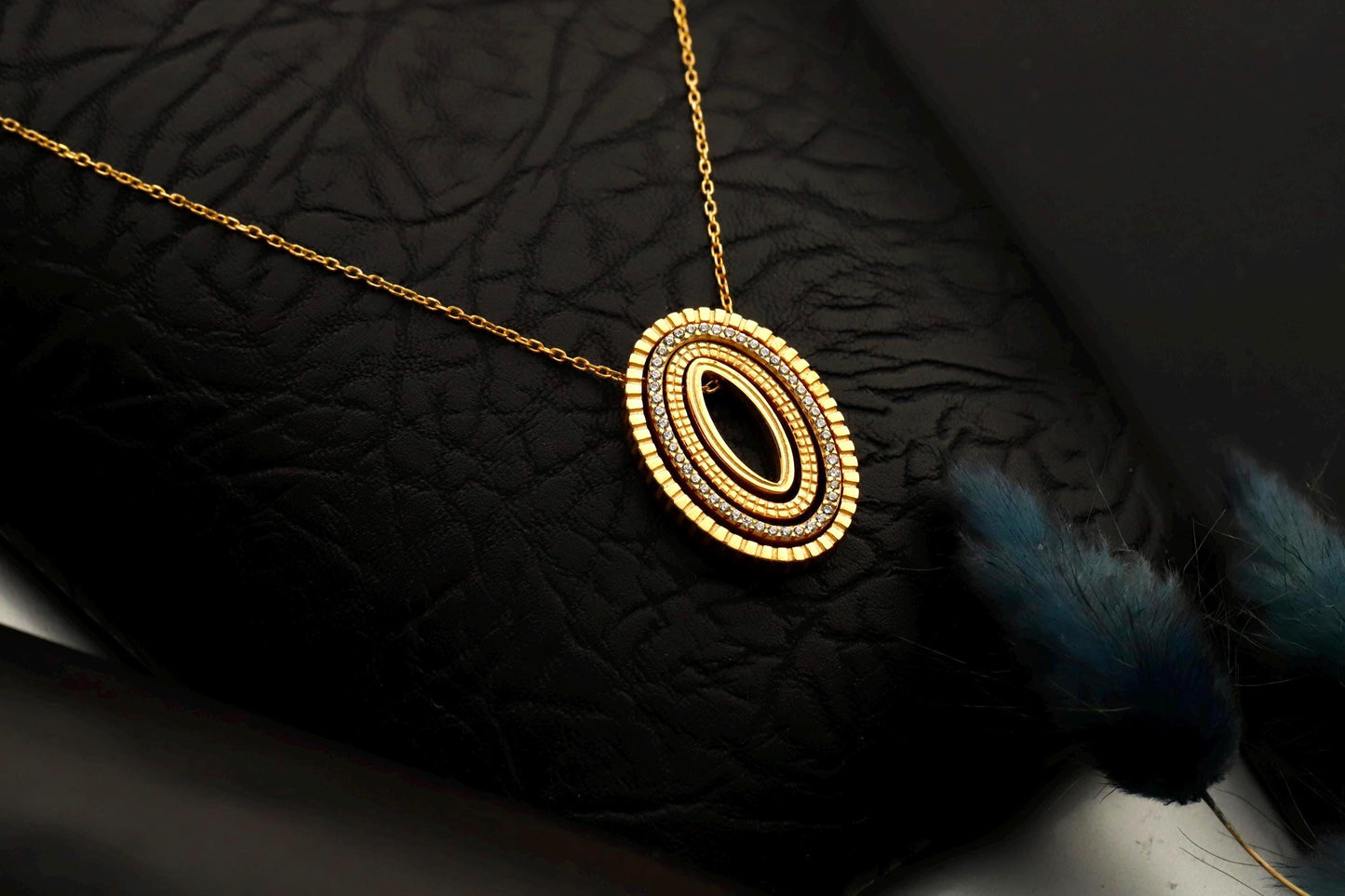 Gold Oval Pendant Necklace – Layered Statement Jewelry, Gift for Her
